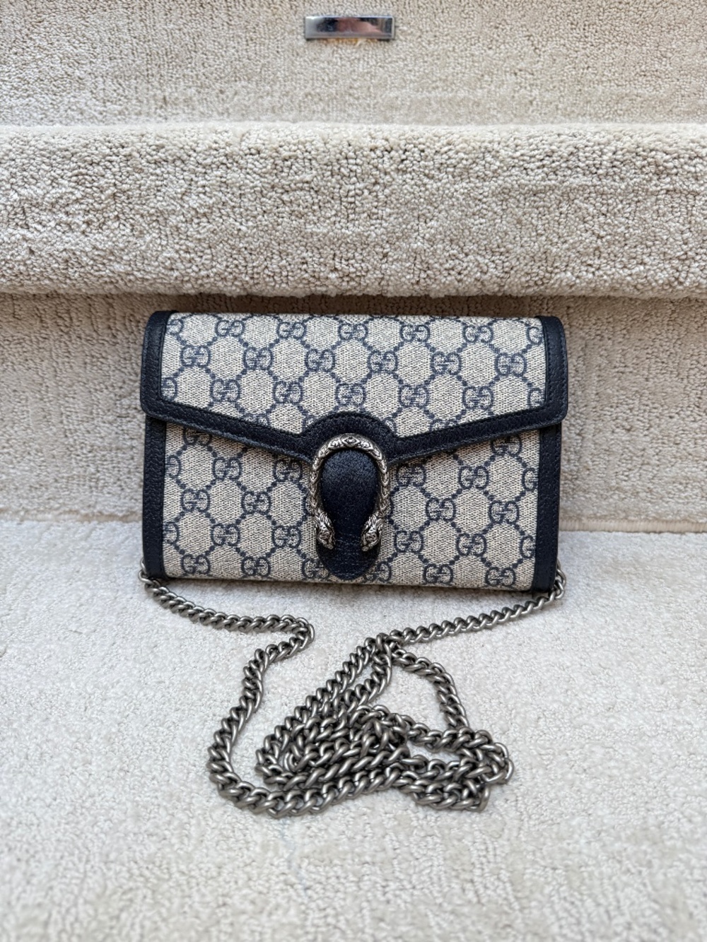 Gucci GG Supreme Monogram Mini Dionysus Chain Wallet in Navy